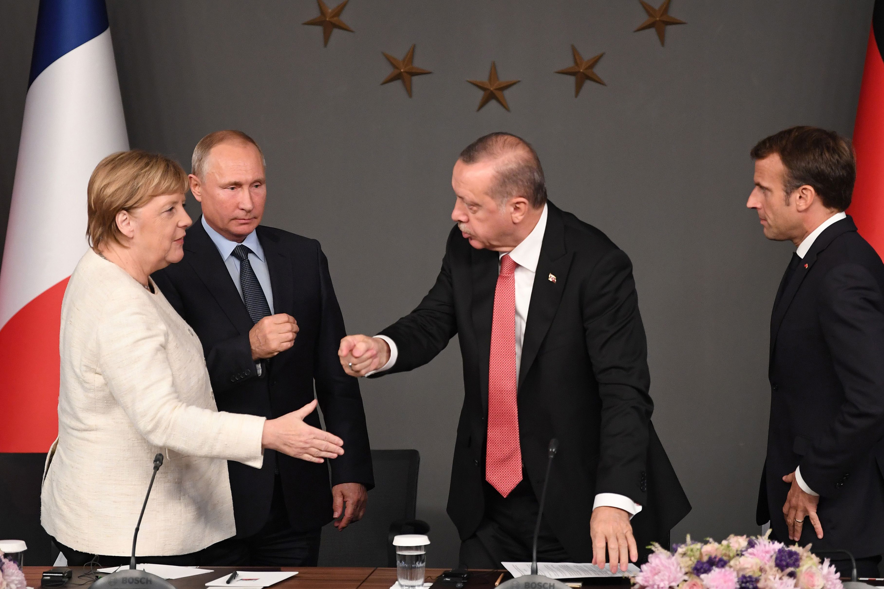 Merkel, Macron, Putin, Erdogan May Meet Amid Syria Crisis - Bloomberg