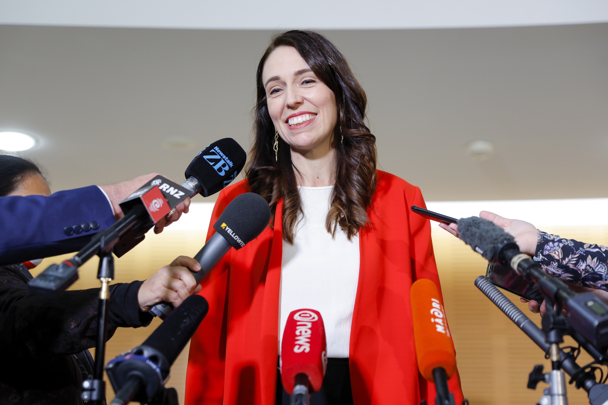 Jacinda Ardern resignation: From darling of the left to facing massive  election loss in New Zealand