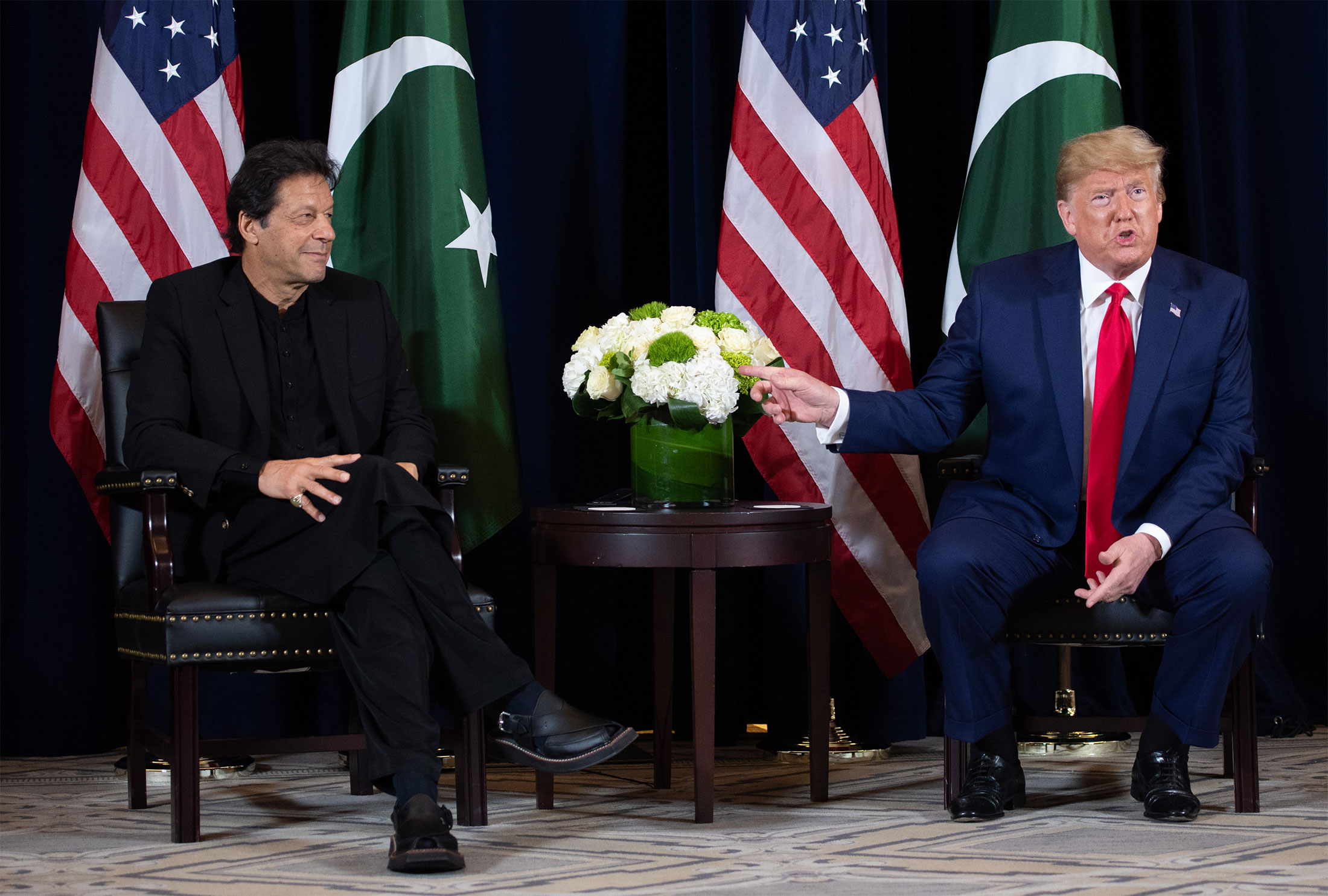 Pakistan PM Blames Trump Tweet For Derailing Afghan Peace Deal - Bloomberg