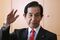 relates to 山本地方創生相:デフレ脱却へ2%以上の賃金上昇を-インタビュー
