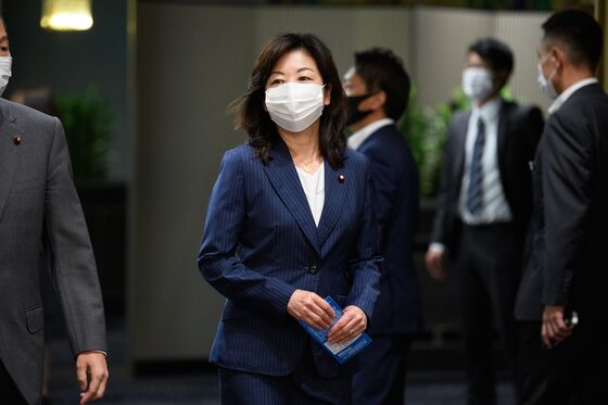 After Push to Empower Women, Japan Can’t Find One to Be Premier