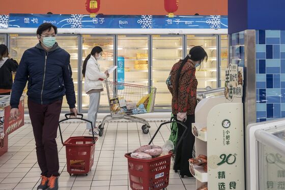 Virus Damage to China’s Economy Clear From Early Indicators