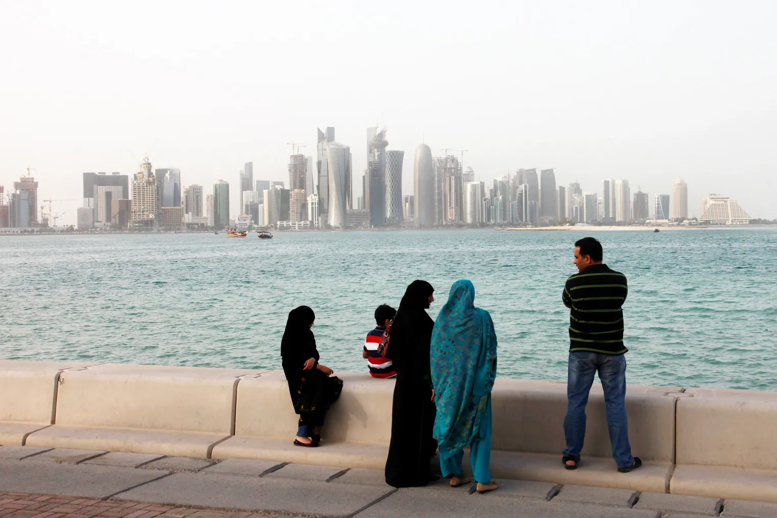 Qatar Returns to the Bond Markets With a Three-Part Offering (2)