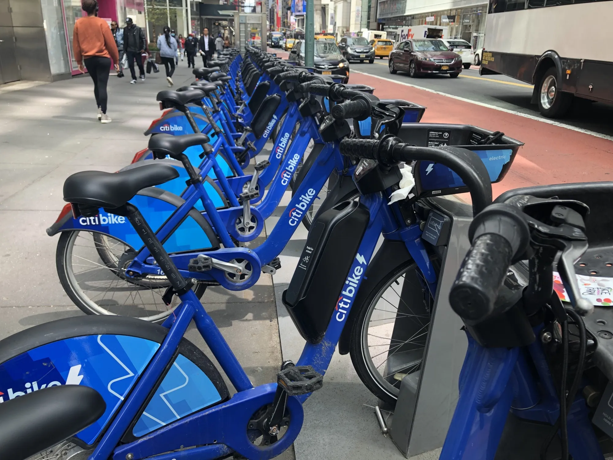 A Citi Bike&nbsp;station in Manhattan in 2022, which saw the municipal bikesharing system set new ridership records.&nbsp;