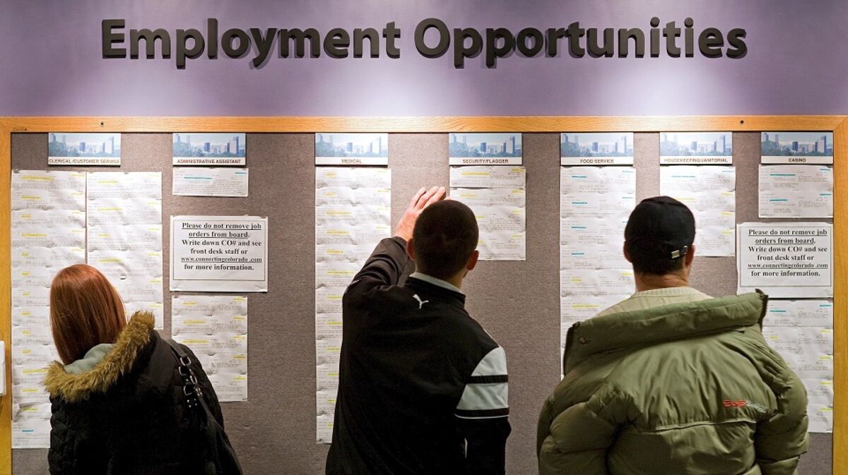 US Labor Market ‘Cooling, But Not Collapsing,’ Economist Dutta Says