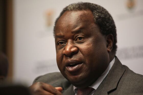 Mboweni Says S. Africa Can’t Spend Its Way Out of Low Growth