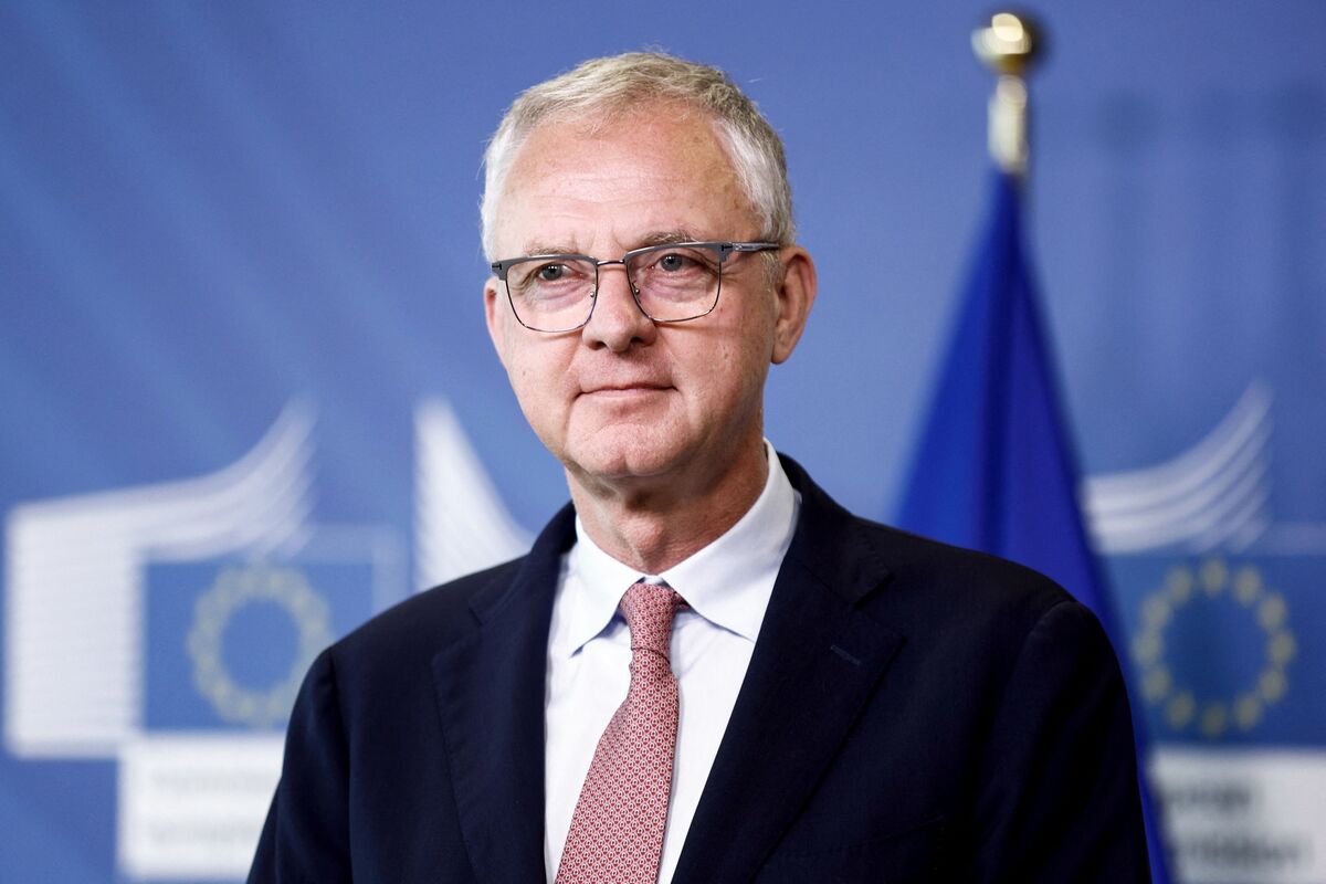 EU Drugs Agency Chief Goosdeel Says Cocaine Surge Is Public Health ...