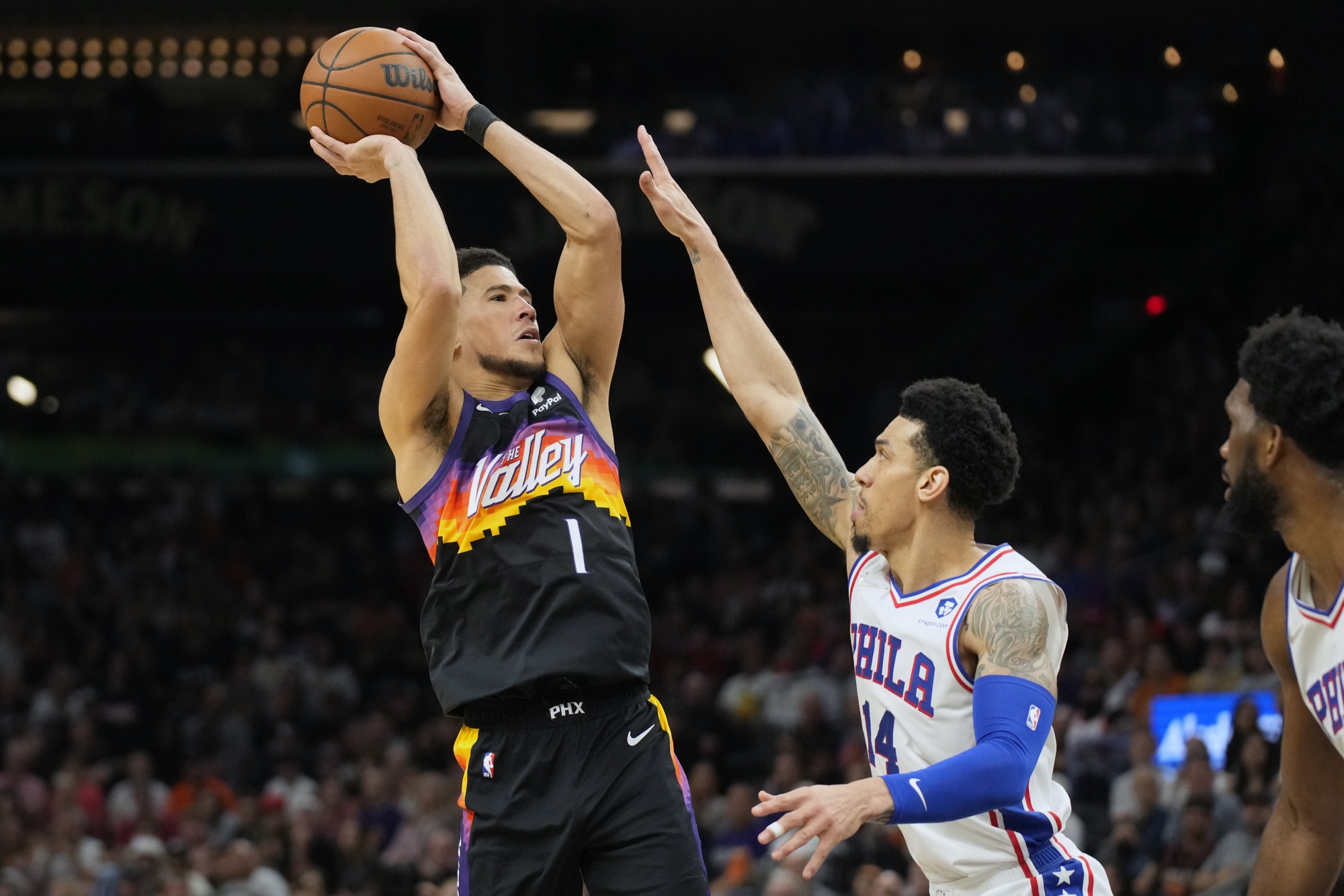 Devin Booker Back With Suns After COVID-19 Battle
