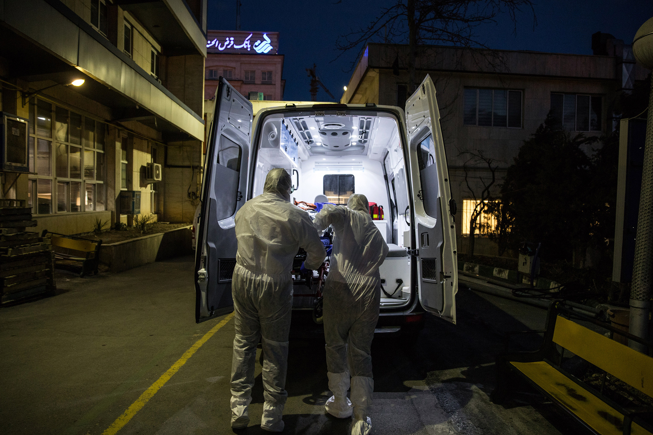 Transporting a coronavirus patient&nbsp;in Tehran&nbsp;on March 2.