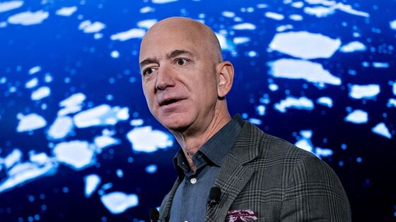 Bezos Says He’ll Commit $10 Billion to Fight Climate Change