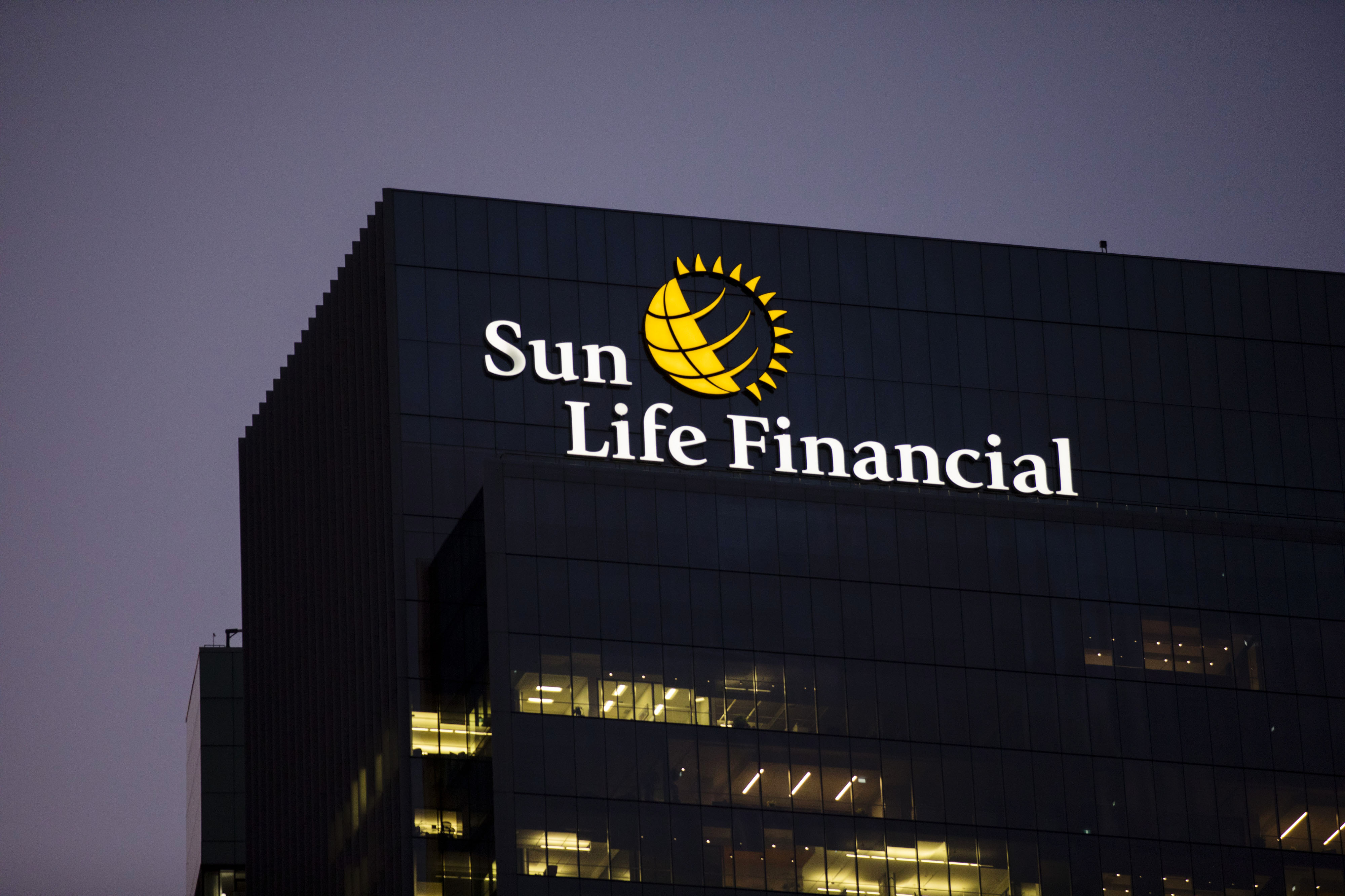 Sun Life Earnings Fall Most Since ’17 as Virus Pares Investments