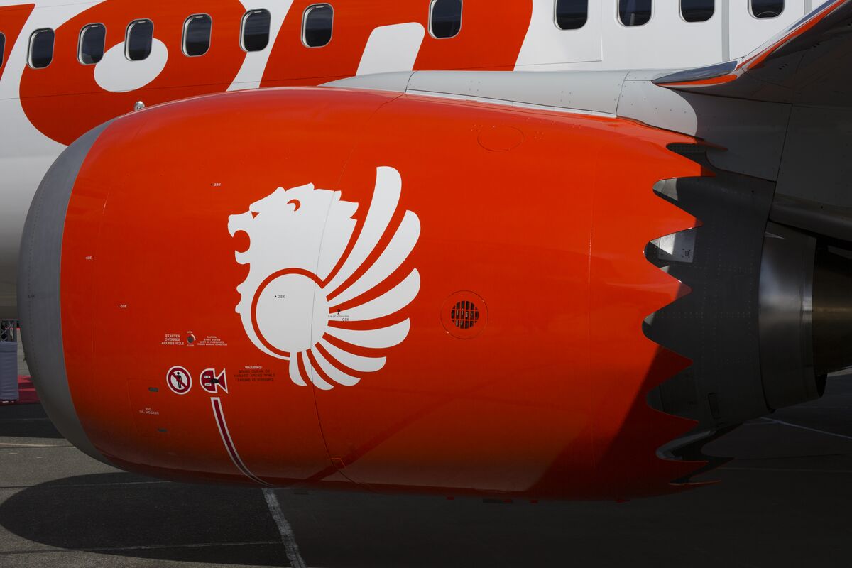 インドネシアでライオン・エアのボーイング機墜落、 189人搭乗 - Bloomberg