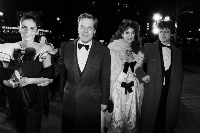 David de Rothschild and his wife Olimpia Anna Aldobrandini attend La Traviata opera in Paris in February 1983.