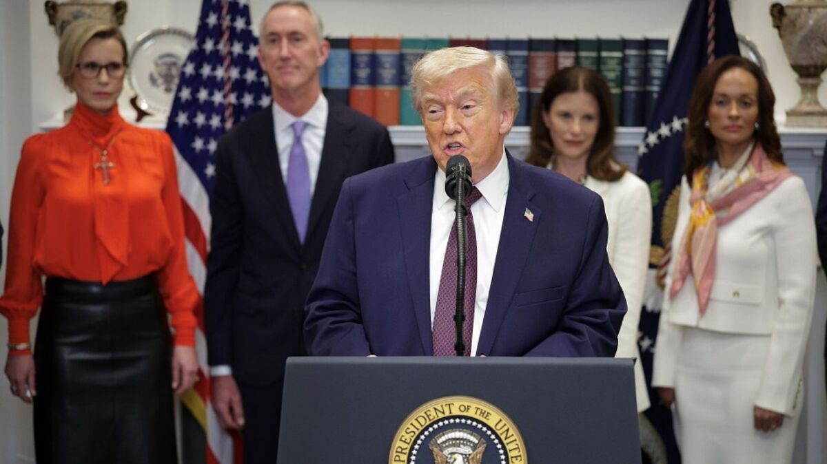 ⚫️ BLOOMBERG: Trump annuncia accordi con nove aziende farmaceutiche per ridurre i prezzi dei farmaci negli USA