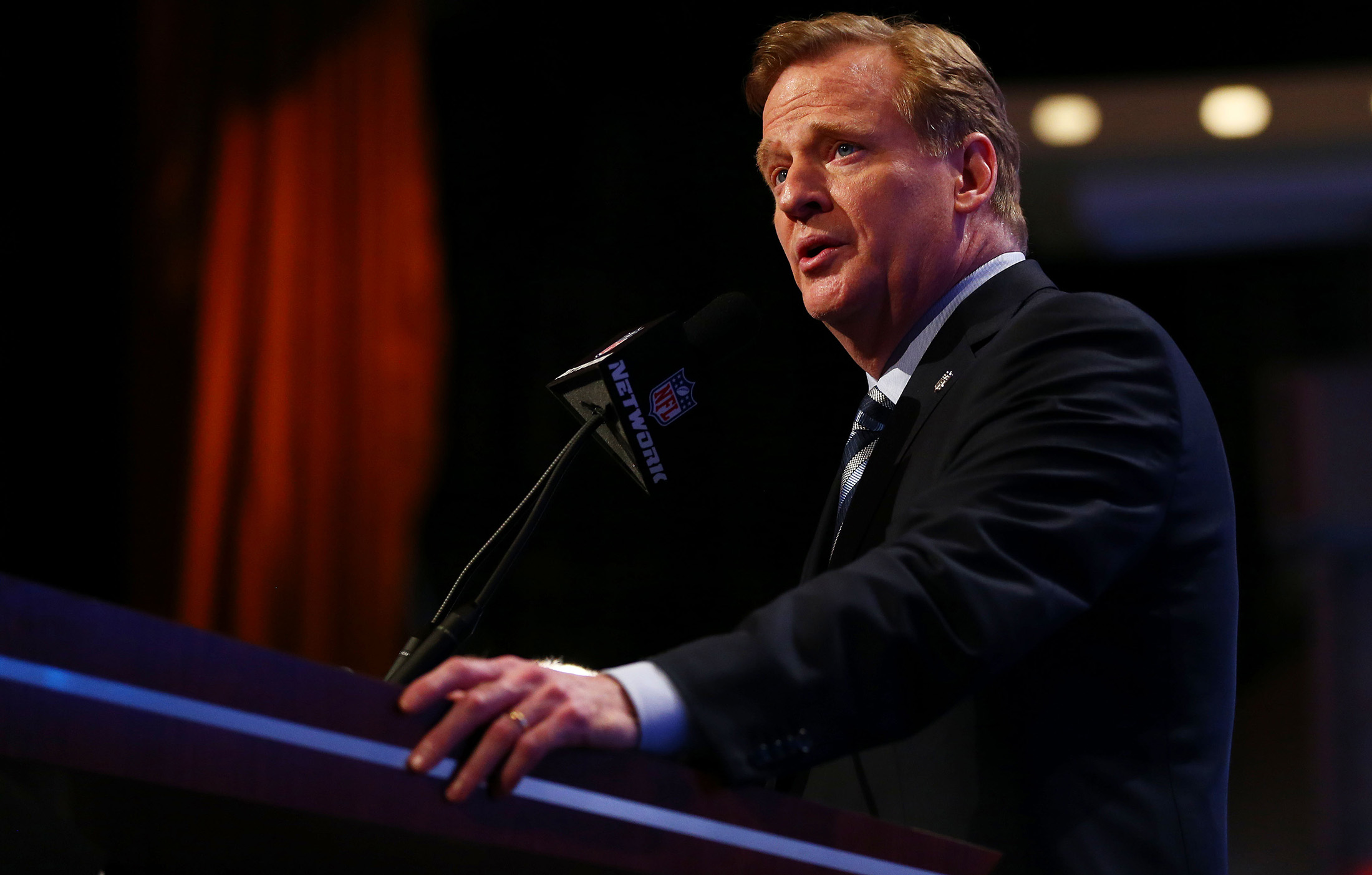 NFL's Goodell Made More Than All But 61 Public Company CEOs - Bloomberg