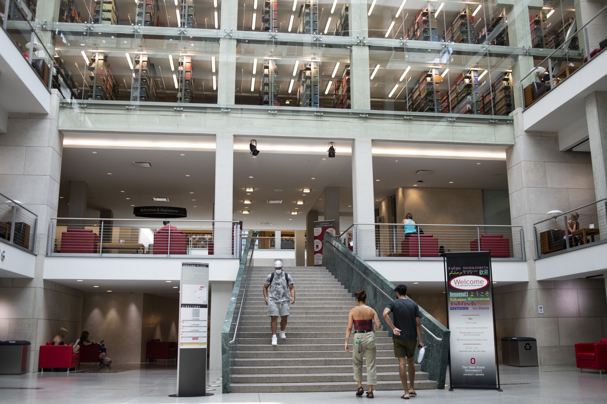 Students at the Thompson Library on the first day of classes at Ohio State University in Columbus, Ohio, on Aug. 25, 2020.&nbsp;