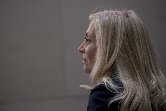 Brainard Says Jobs Market Has Ways to Go to Meet Fed Taper Test