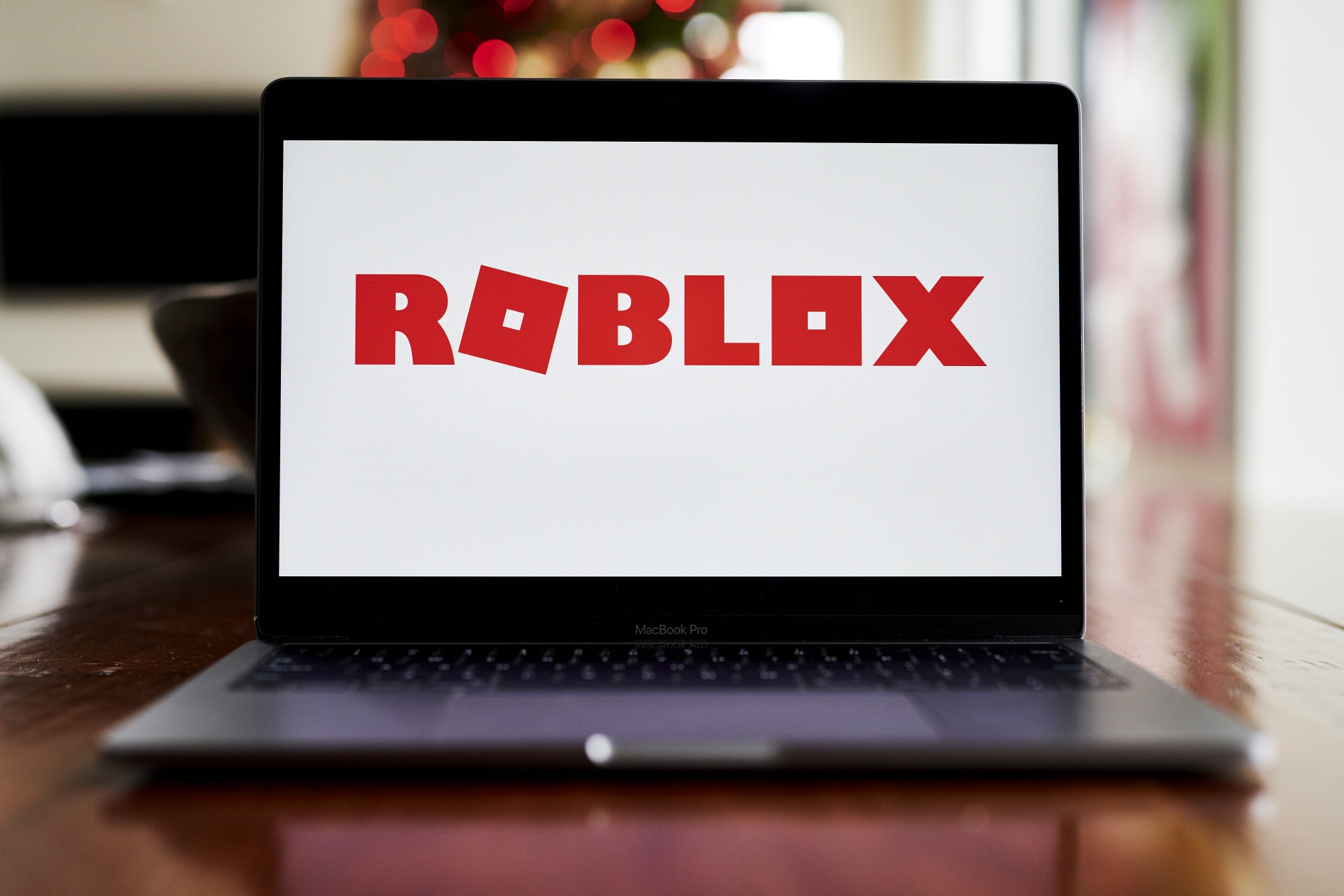 Roblox Must Heed the Line Between Engagement and Addiction by Child Gamers  - Bloomberg
