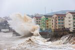 High waves pound the coastline as typhoon Muifa approaches in Wenling, Taizhou City, Zhejiang Province of China, on&nbsp;Sept. 14.