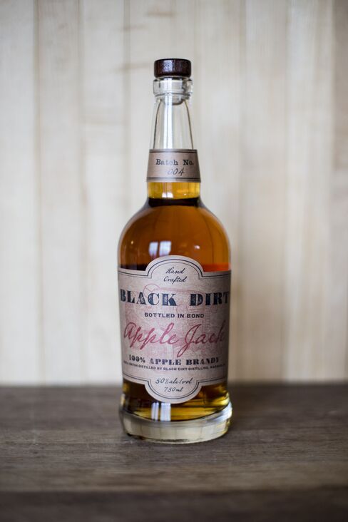 Black Dirt's Apple Brandy has rounded notes of baked apple and caramel accented with apricot and sherry.