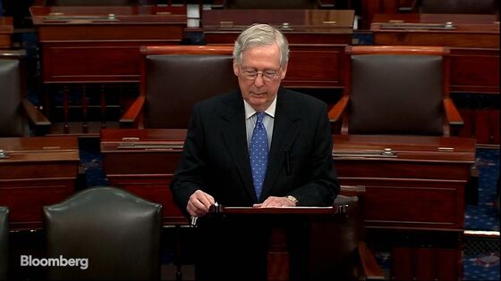 Pelosi and McConnell Begin 2020 in Standoff Over Trump Impeachment Trial