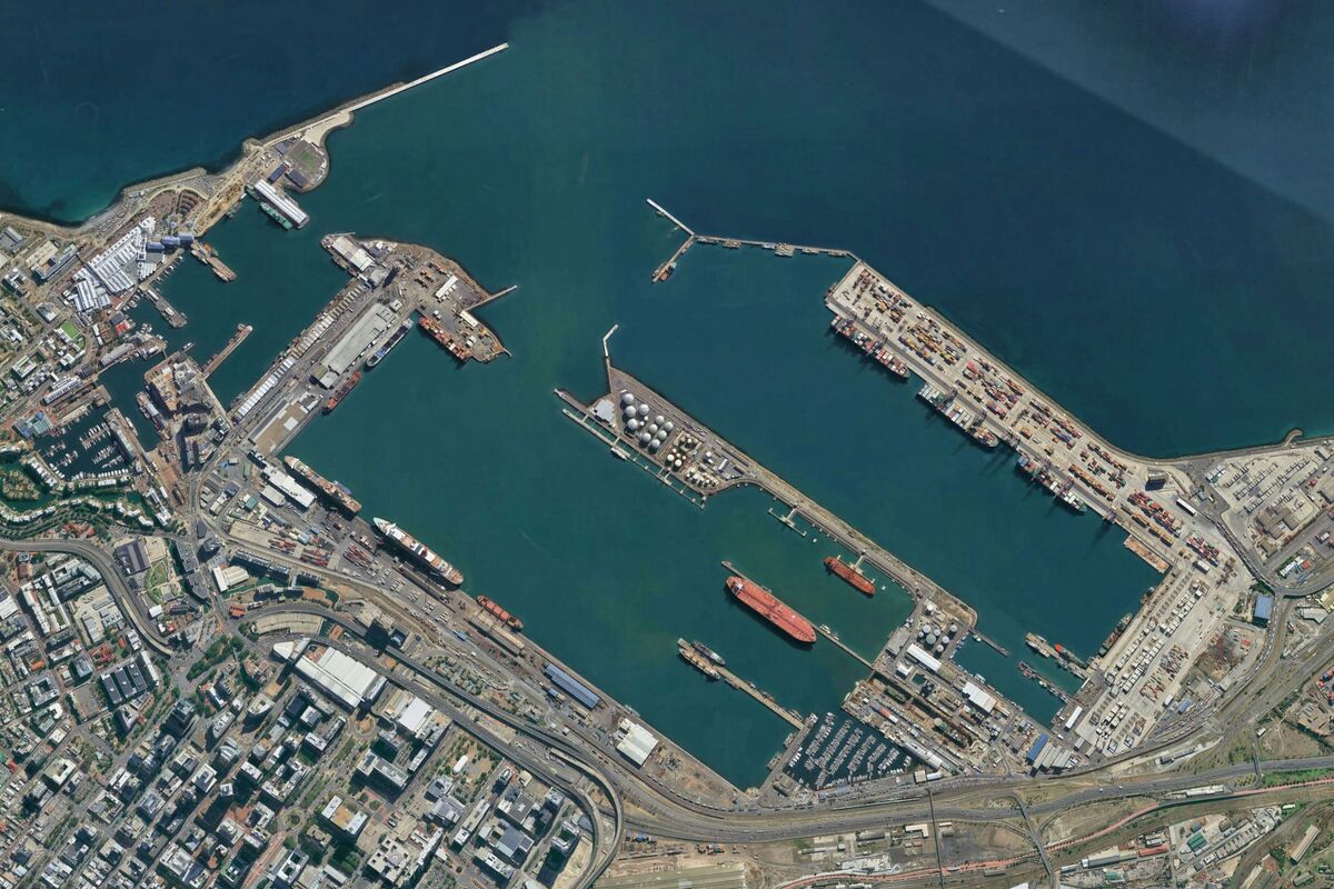🟪"Porto di Cape Town: Rinnovamento Strutturale per Sostenere l'Export Agricolo del Sudafrica"
