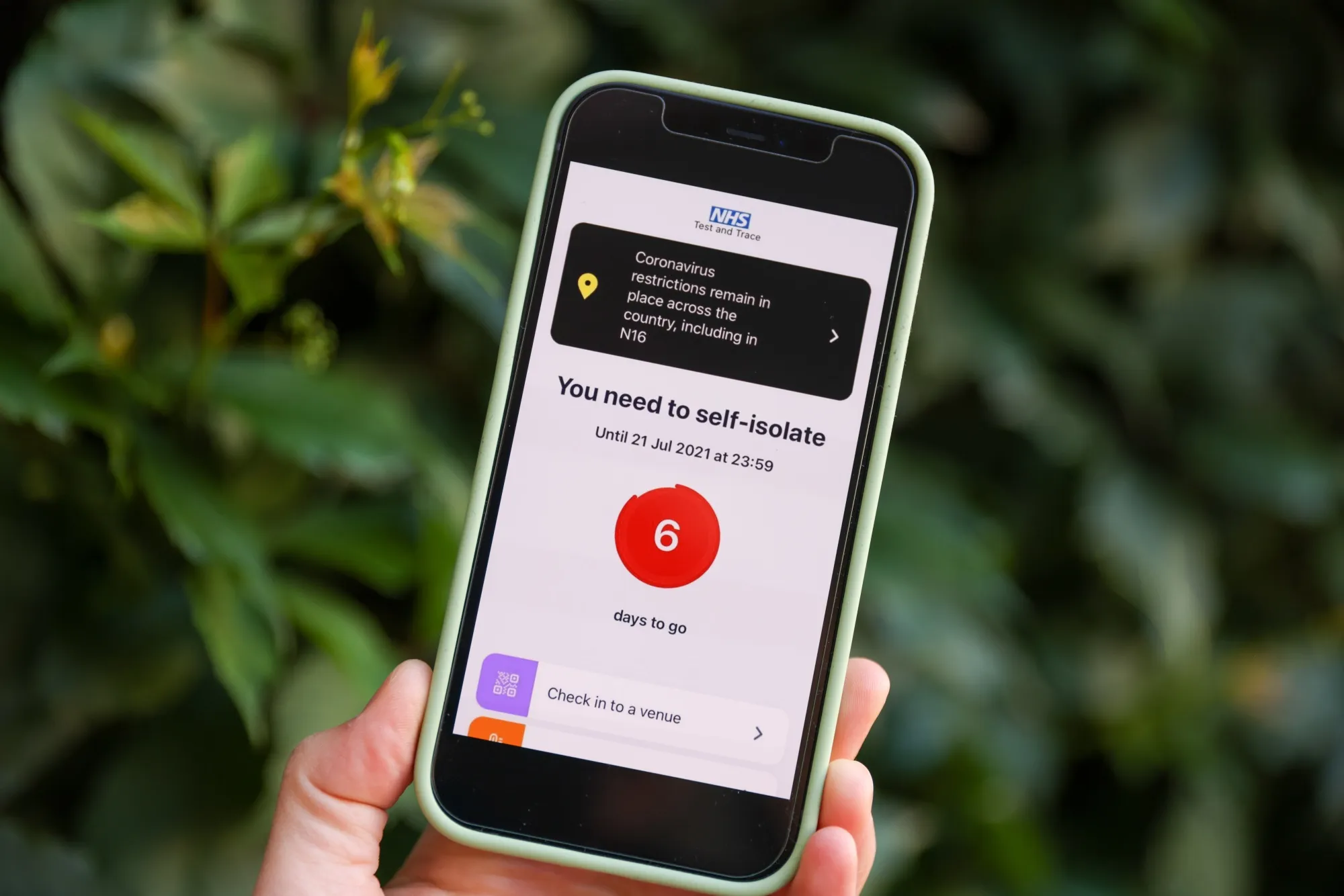 U.K. Seeks to Change Isolation Rules as App Disrupts Business
