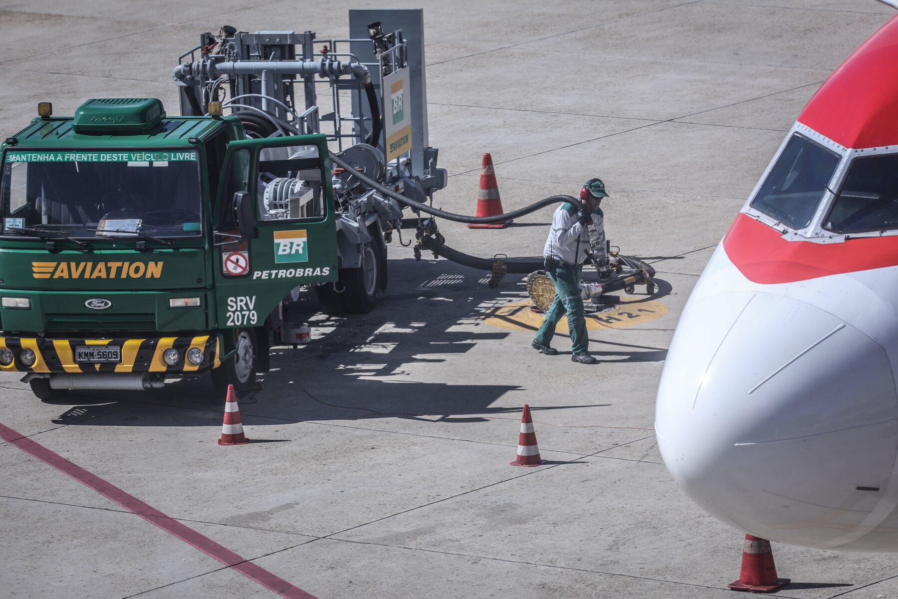 Petrobras Faces Calls to Cut Jet Fuel Prices as Brazilian Air Fares