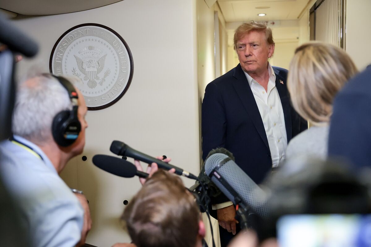 bloomberg.com - Nancy Cook - Trump Remains Bullish on AI, Even as White House Debates Regulation