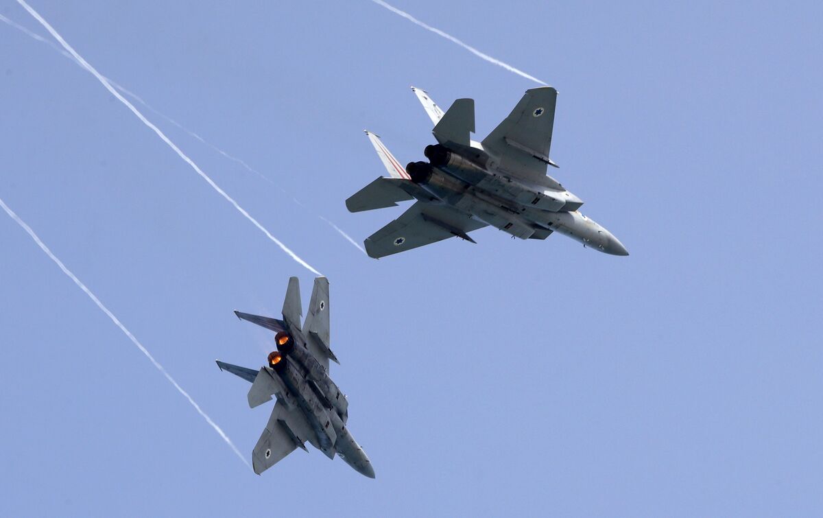 Israeli jets flying low daily over Lebanon spreading nervousness