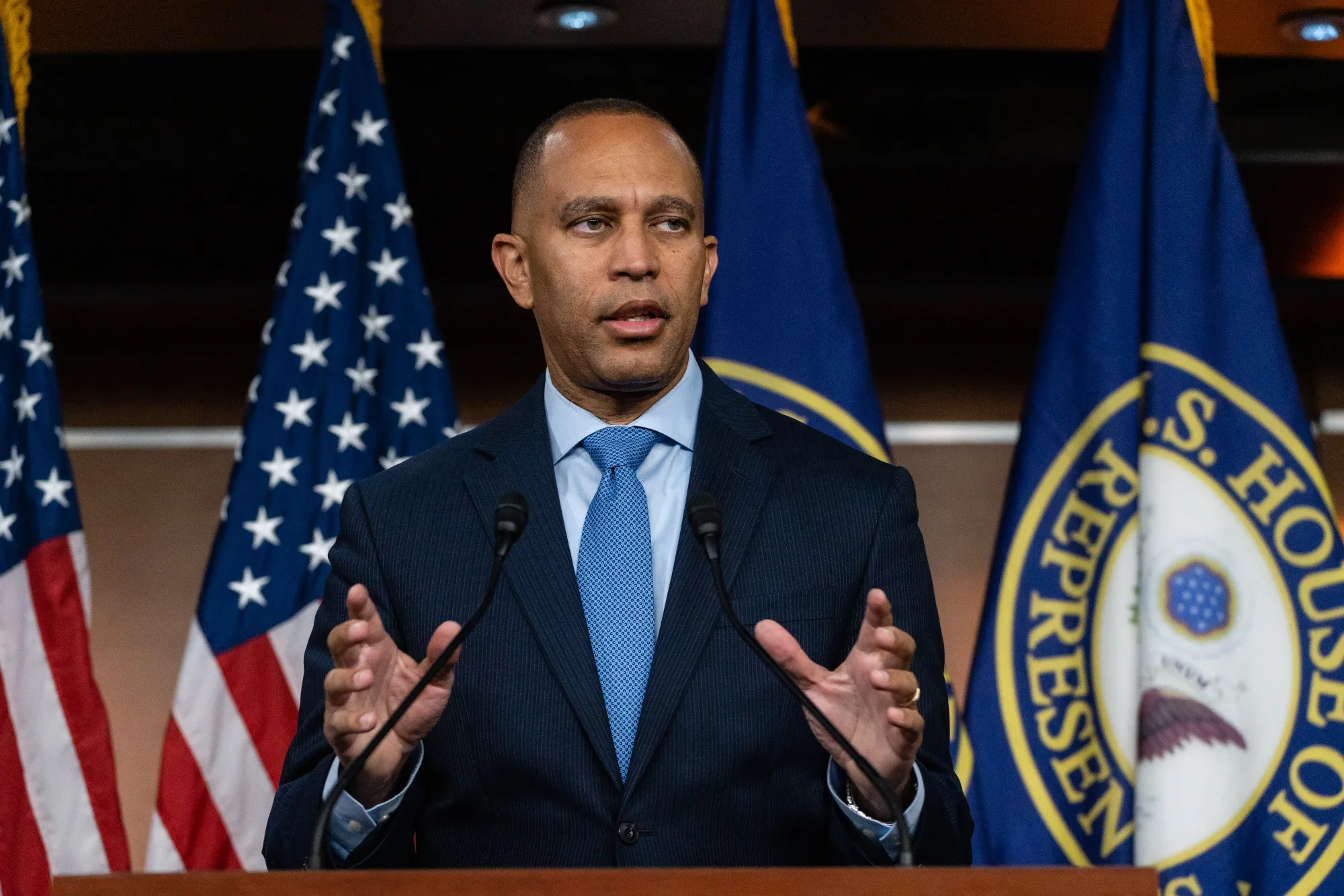 New York Rep. Hakeem Jeffries Makes Formal Bid to Lead House Democrats - Bloomberg