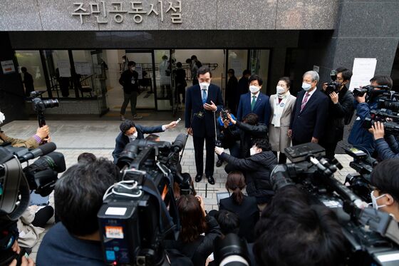 South Korean Leader Wins Big in Election During Pandemic