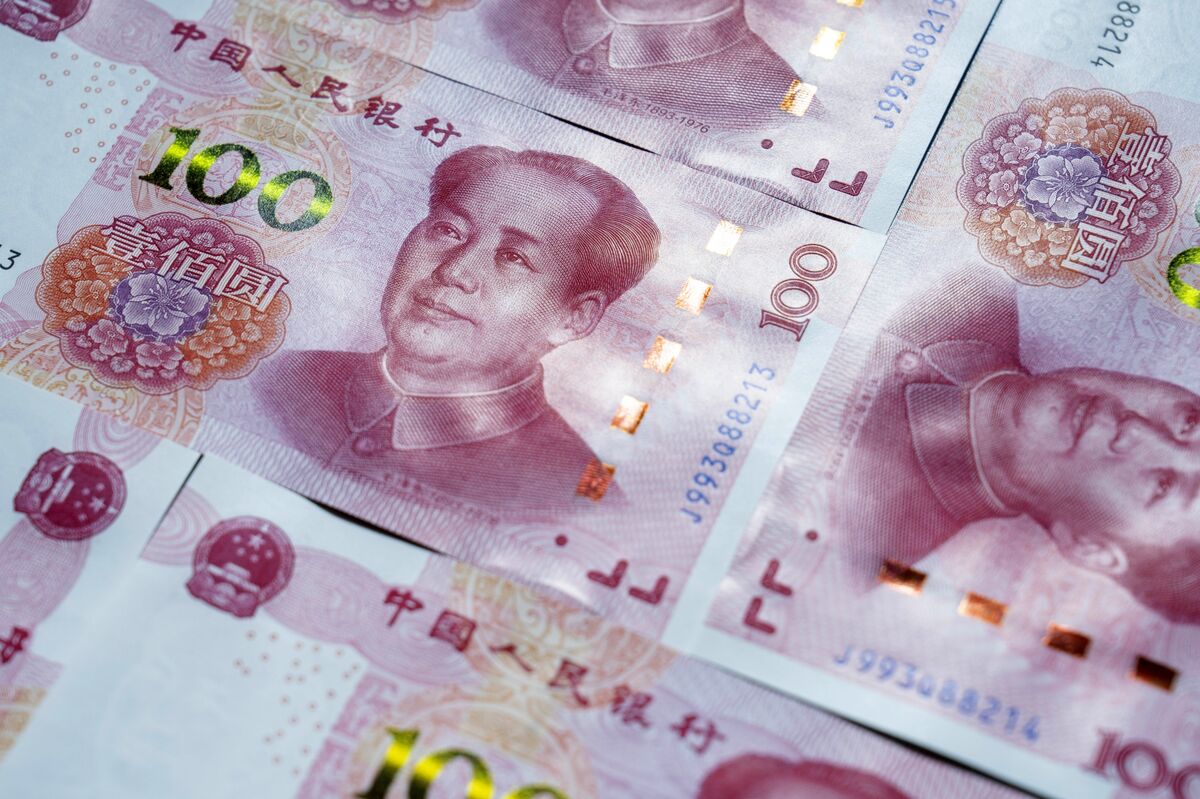 Pakistan to Raise $250 Million Through Yuan Bond Before December