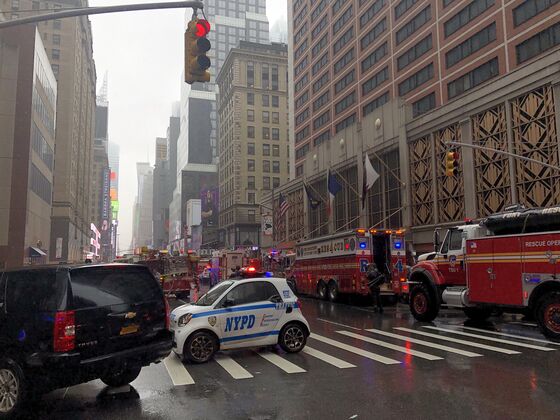 Copter Pilot Killed on Manhattan High-Rise Had Radioed a Problem