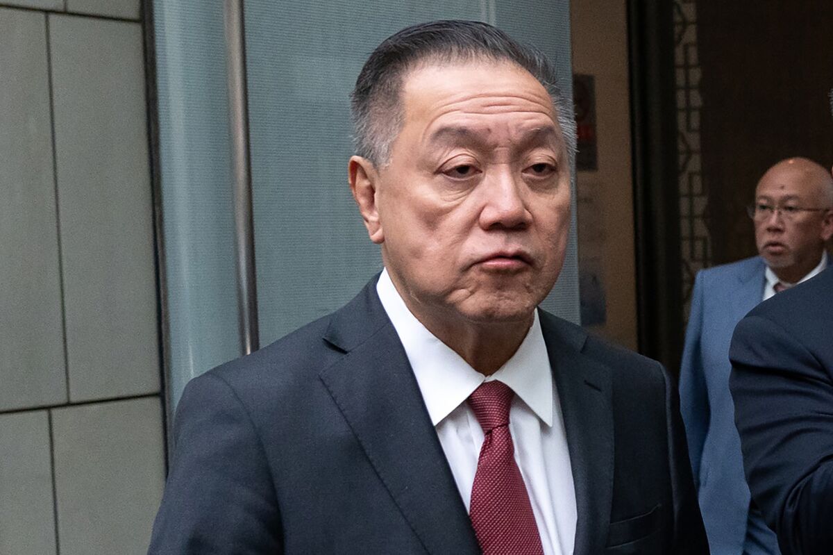 Broadcom CEO Poised for Payout If He Reaches 2030 AI Sales Goal