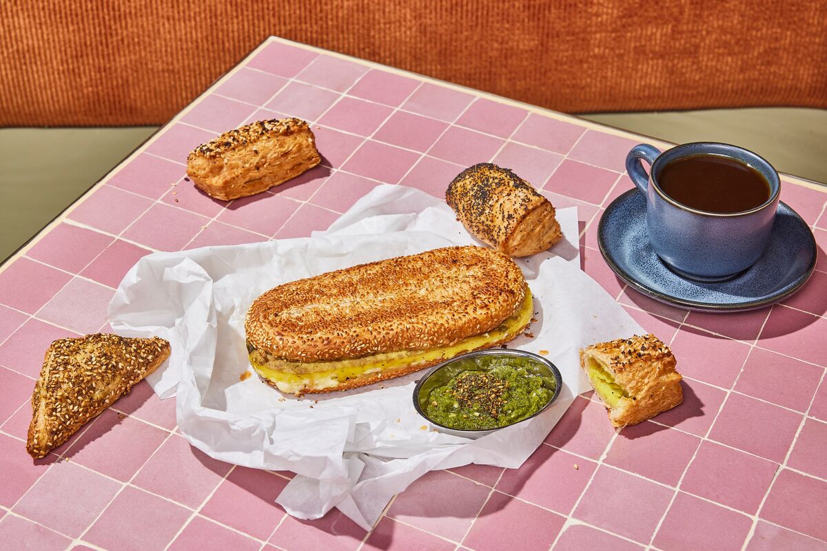 The New York Bagel Wars Now Have a New Contender Philadelphia Bloomberg