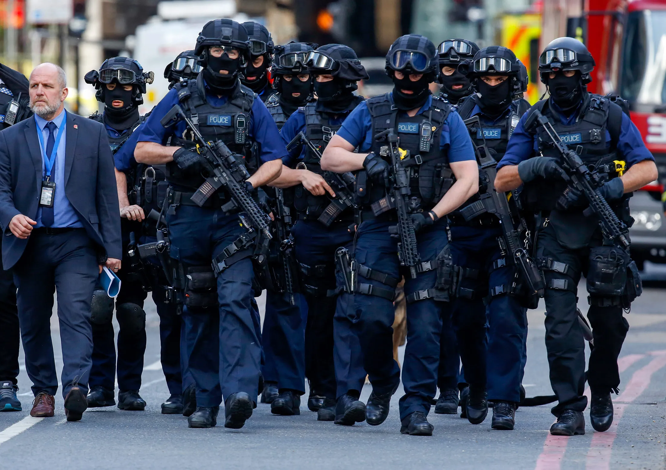 Armed police officers patrol in London on June 4, 2017
