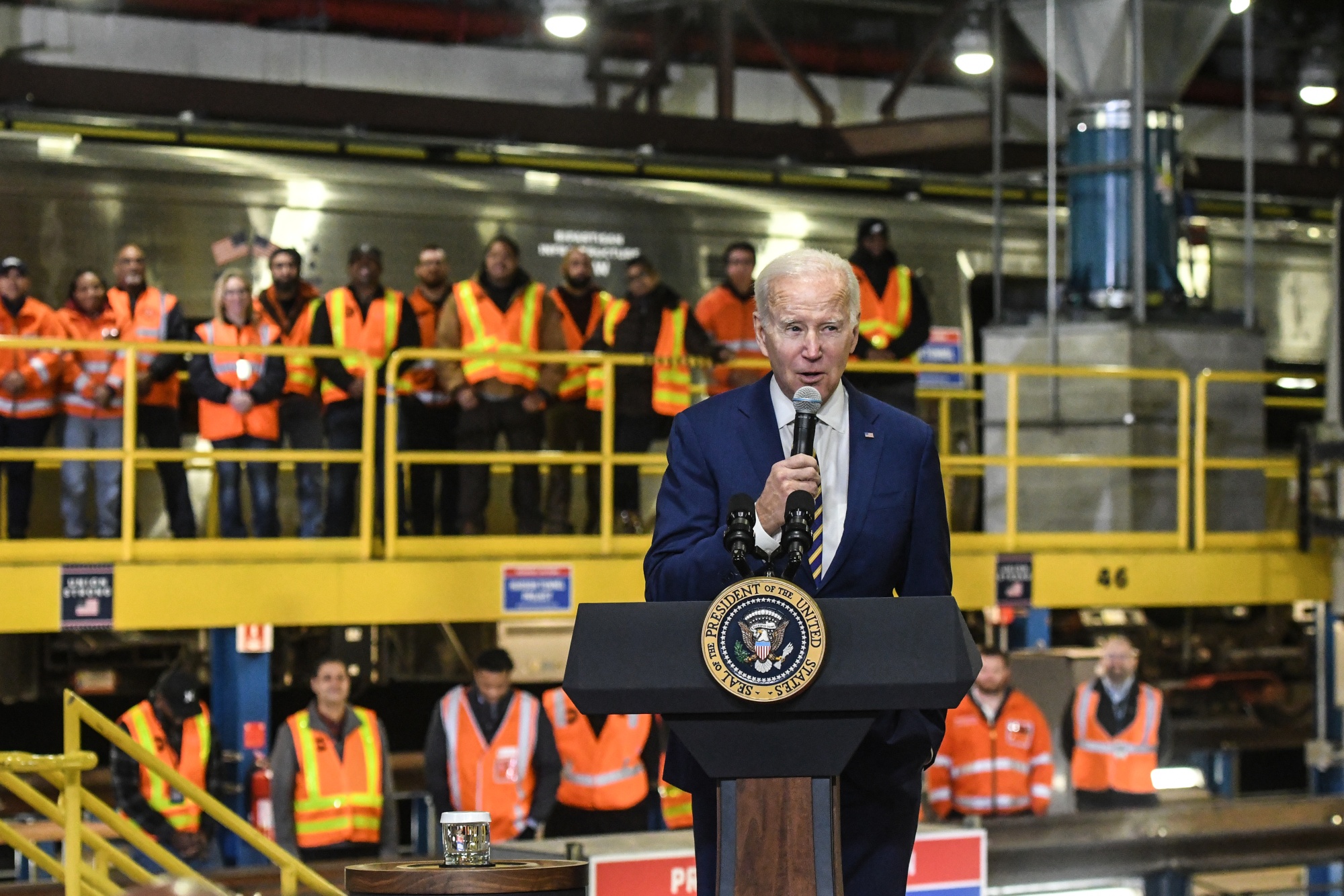 NYC's $16.1 Billion Gateway Tunnel to NJ Under Hudson River Starts  Construction - Bloomberg