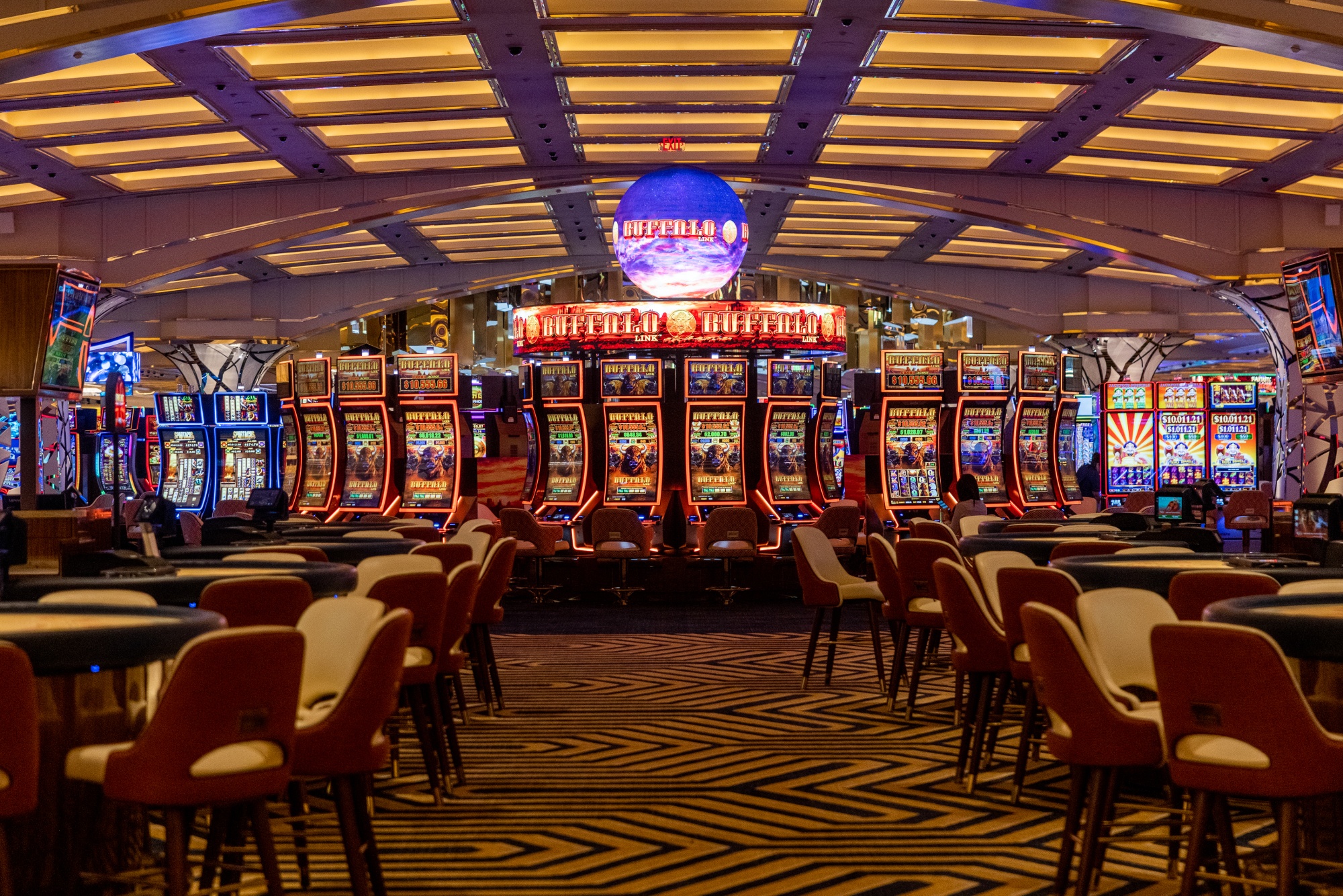 New Resort World Las Vegas Casino Is $4.3 Billion Bet on City's