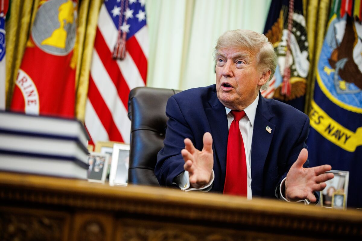 Trump Praises Qatar Meetings on Iran as Discussions Are Poised to Continue