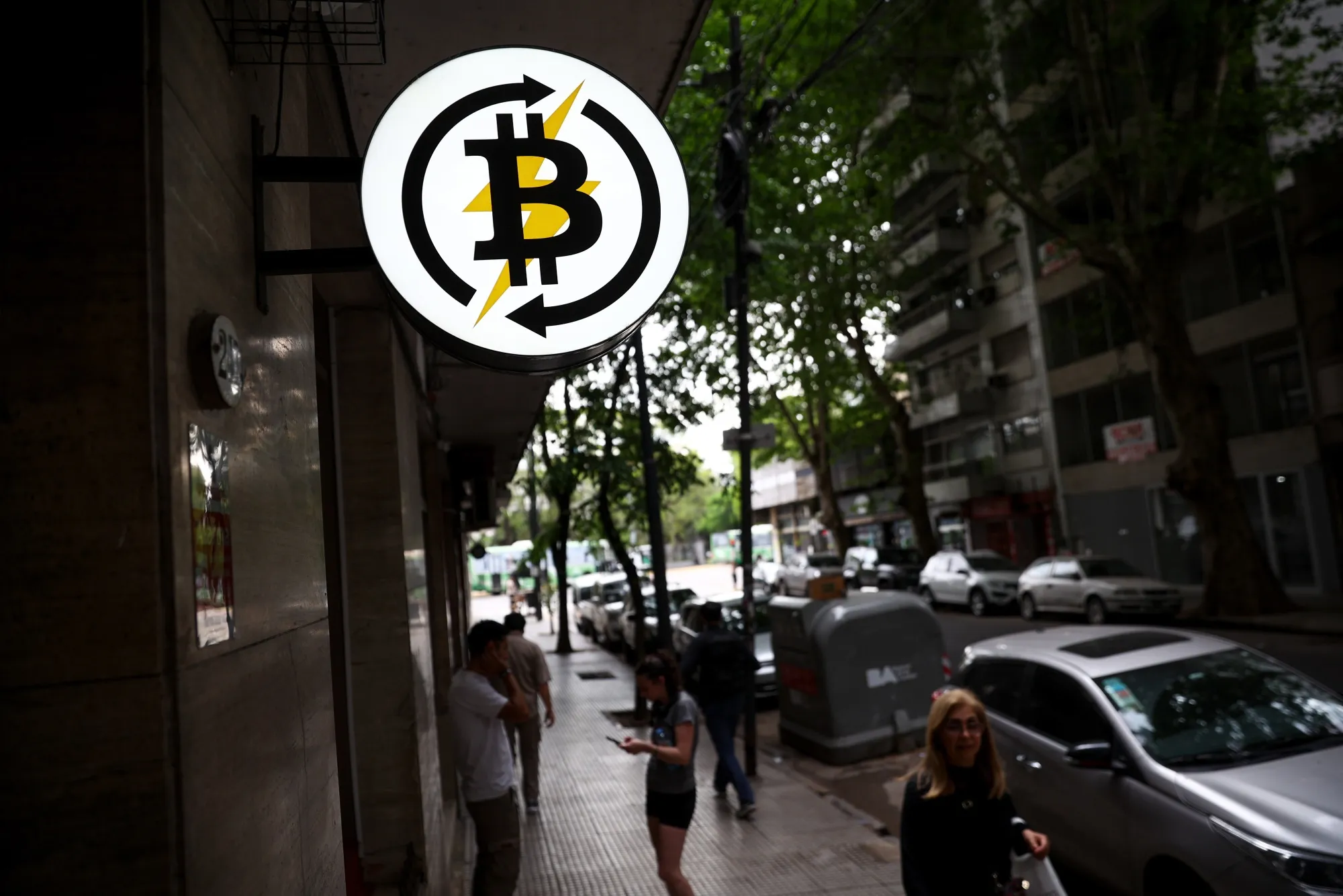 The crypto market remains under strain after $19 billion in&nbsp;liquidations&nbsp;on Oct. 10.