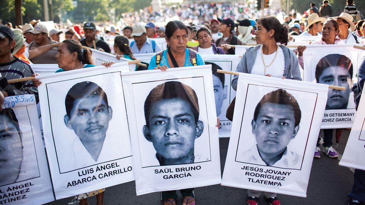 Mexico's Economic Progress Undercut by Drug Violence - Bloomberg