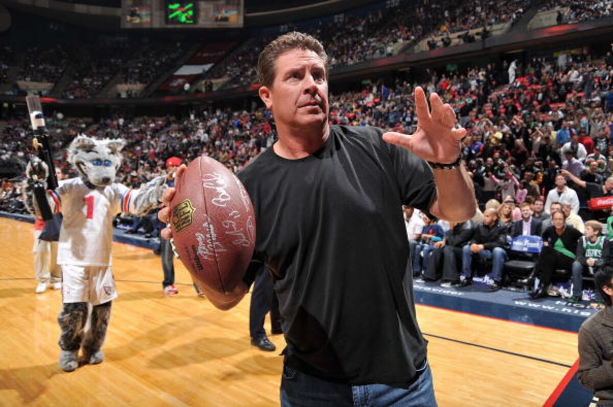 Dan Marino Takes On The NFL's Concussion Culture