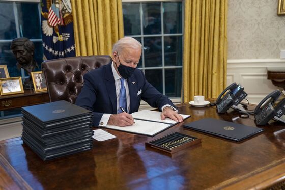 Biden Immigration Agenda Takes Shape as Bill Unveiled