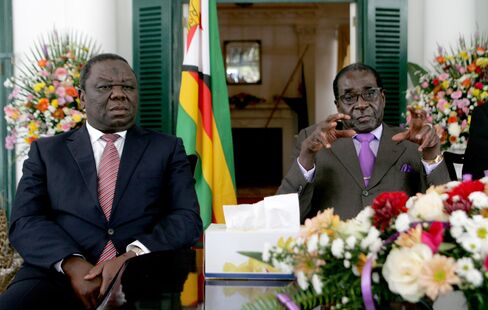 Zimbabwe Law May Allow Mugabe to Rule for Another 10 Years