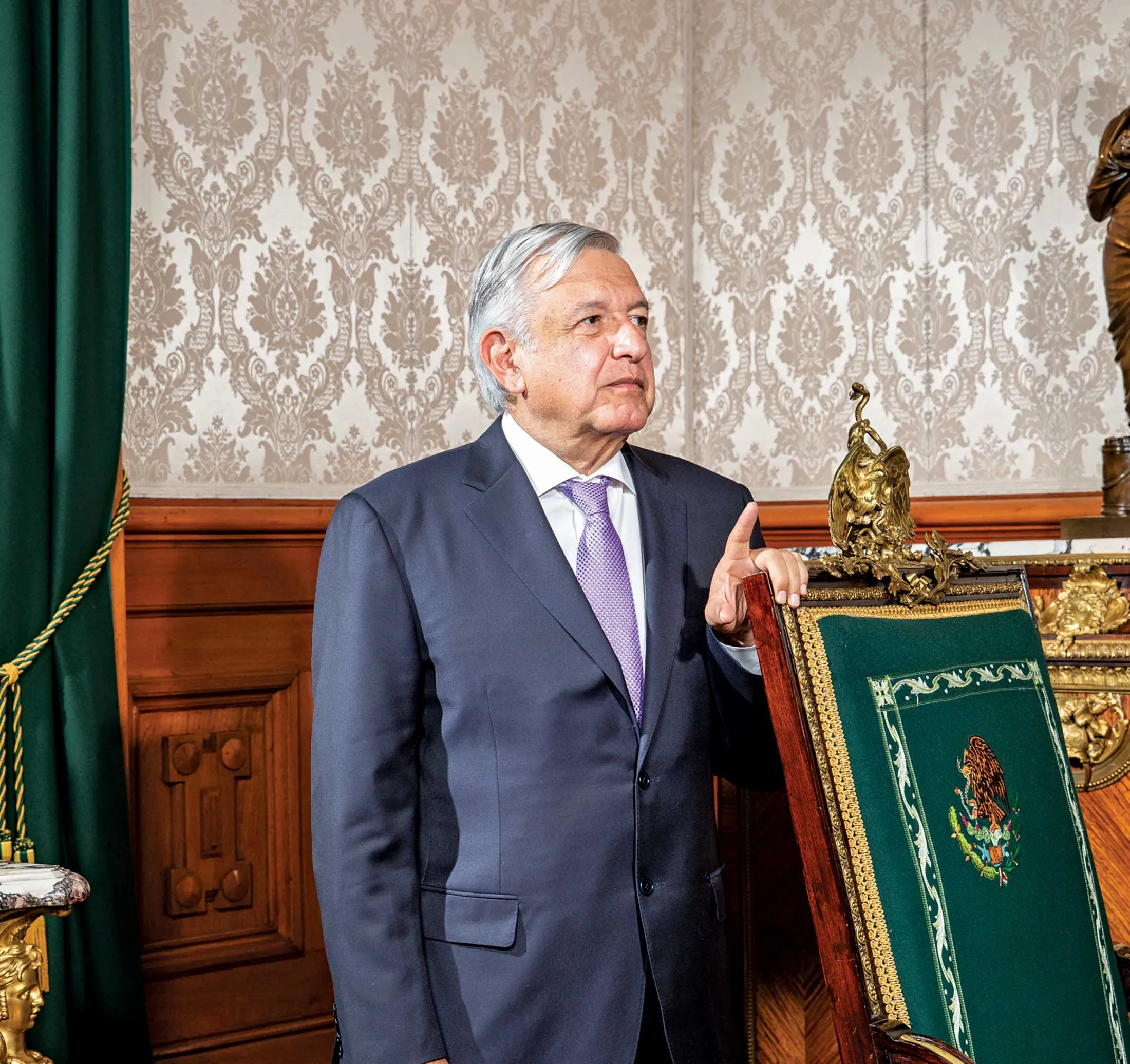 AMLO Defends His Record on Migrants, Growth, and Donald Trump - Bloomberg