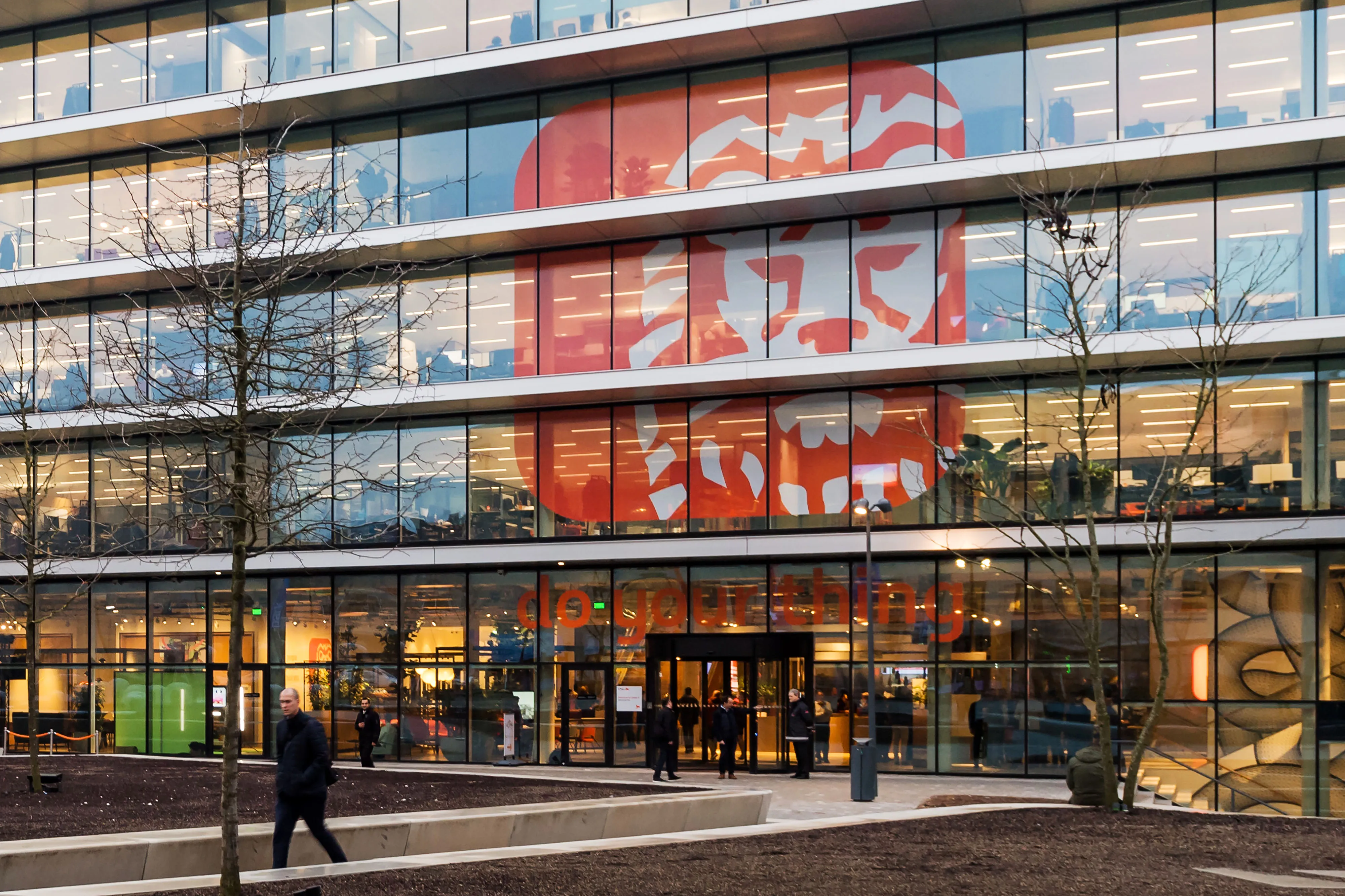 The ING Groep NV lion logo&nbsp;on office windows at the bank's Cedar campus headquarters&nbsp;in Amsterdam.&nbsp;