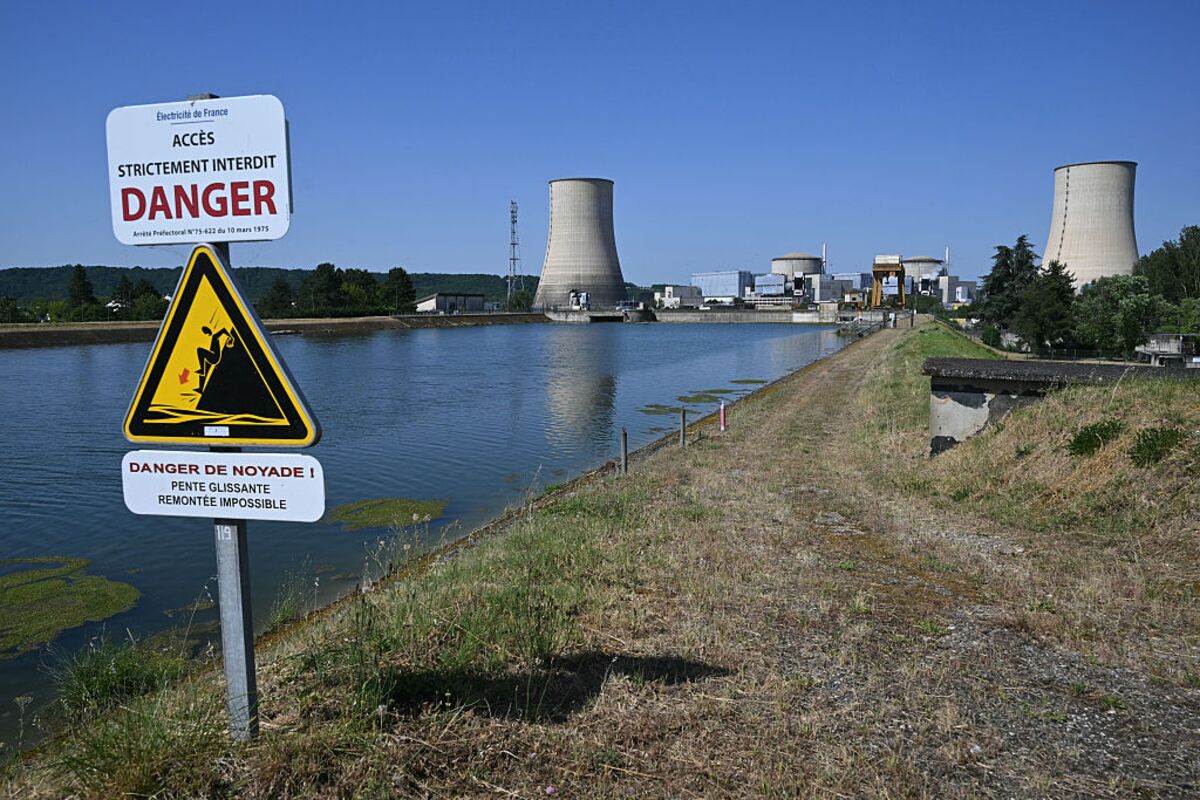 Europe’s Endless Heat Waves Imperil Once Reliable Power Sources