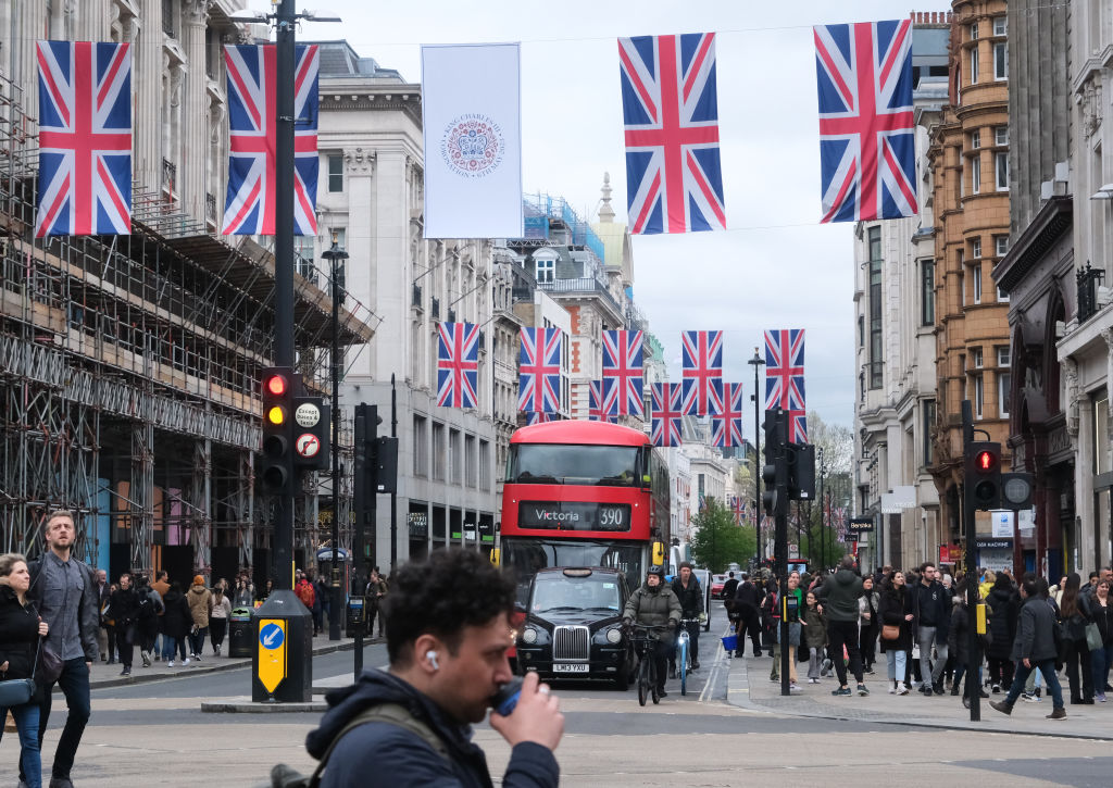 London's Oxford Circus Is Kicking Out Cars - Bloomberg