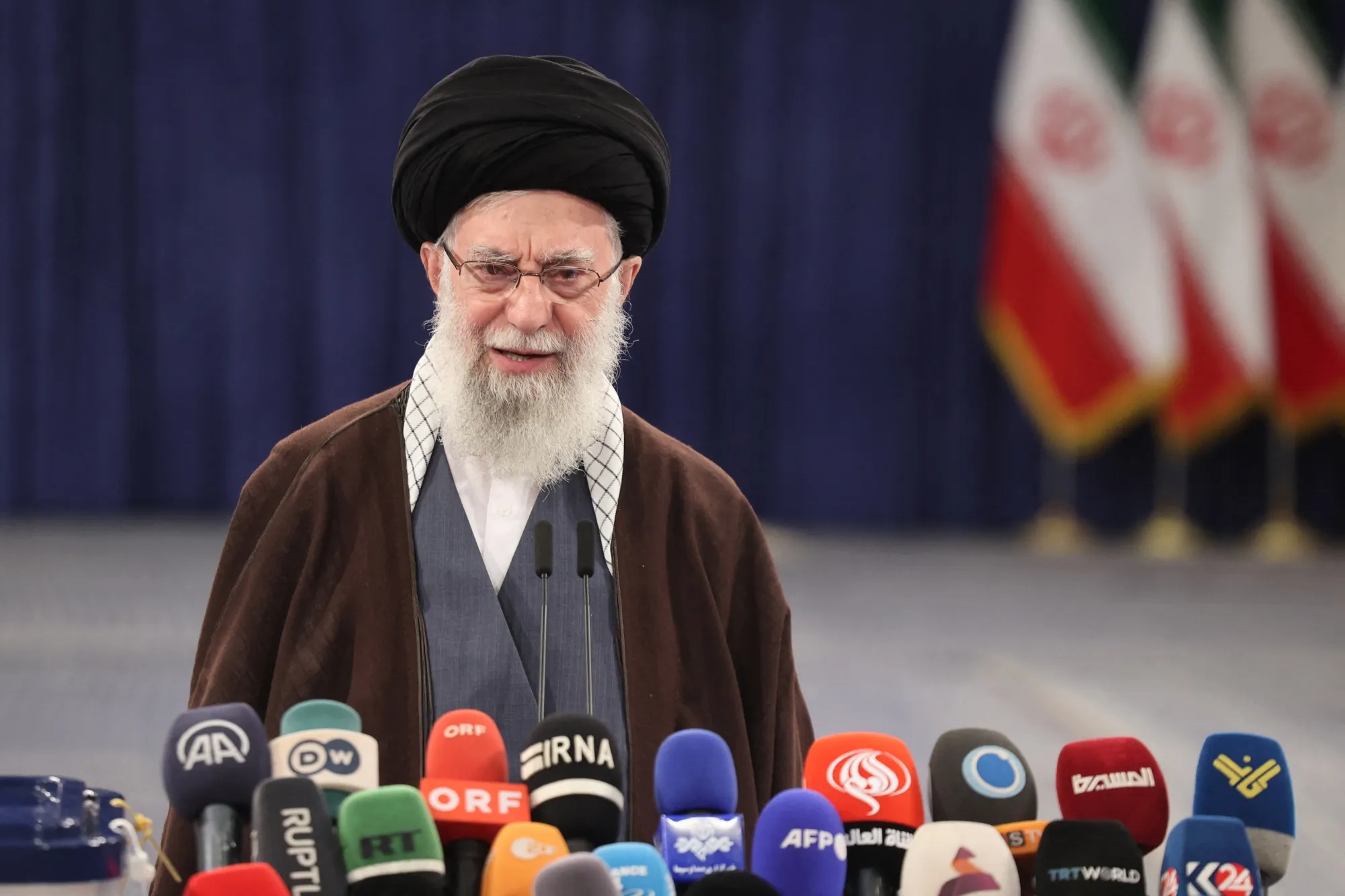 Iran's Leader Orders Retaliatory Strike on Israel, NYT Says - Bloomberg